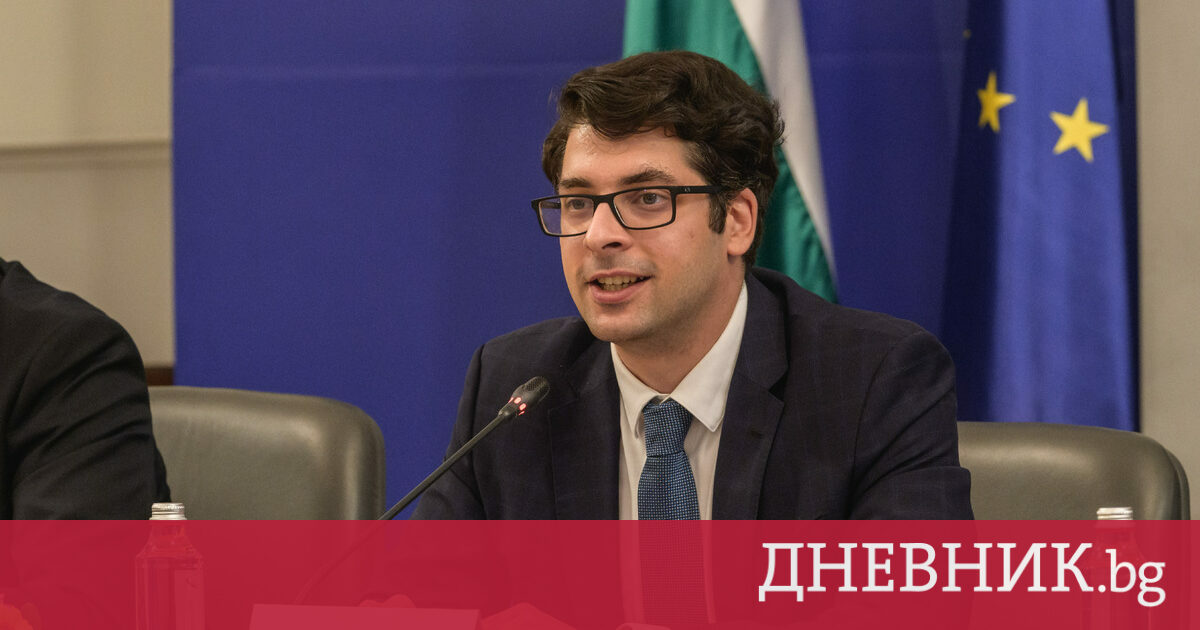 Атанас Пеканов: От Брюксел до кабинета „Радев“