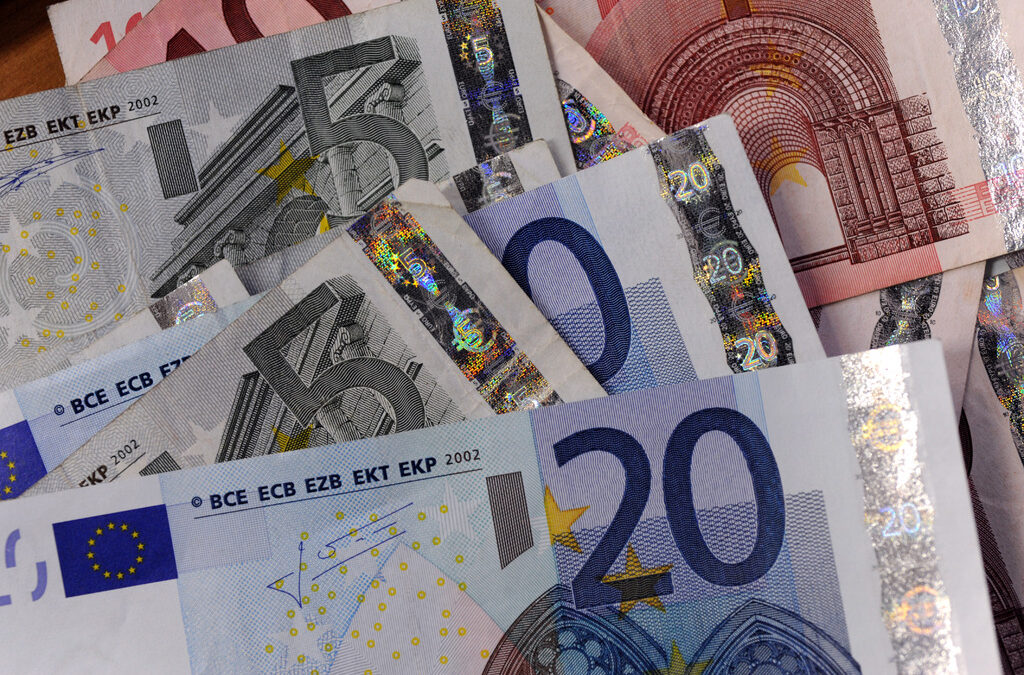 Емигрантските преводи стигнаха близо 1.5 млрд. лв.