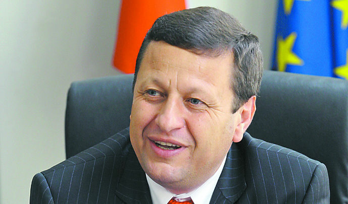 Веселин Божков, председател на КРС