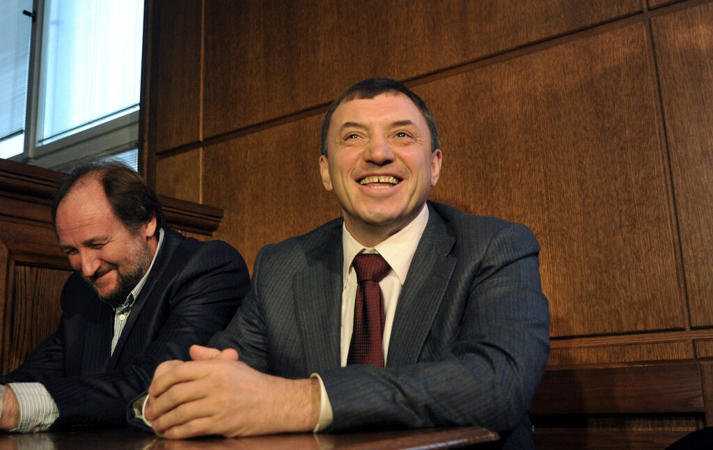 Алексей Петров Алексей Петров