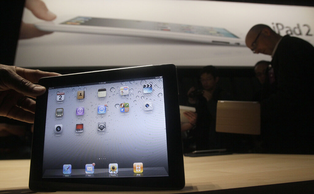 iPad 2 се продава официално в България iPad 2 се продава официално в България