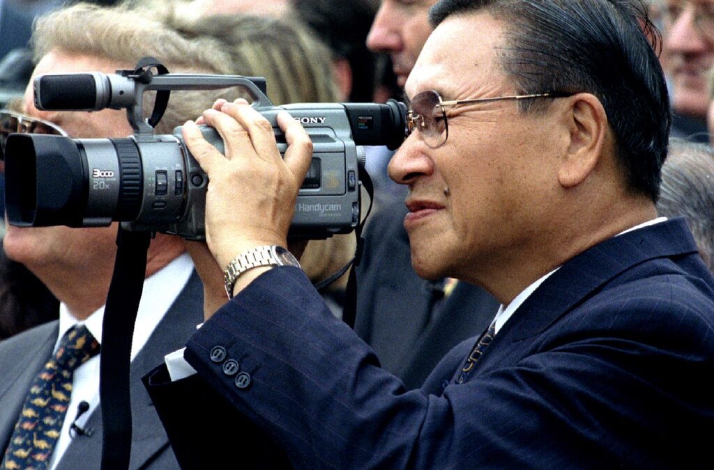 Норио Охга през 1995 година