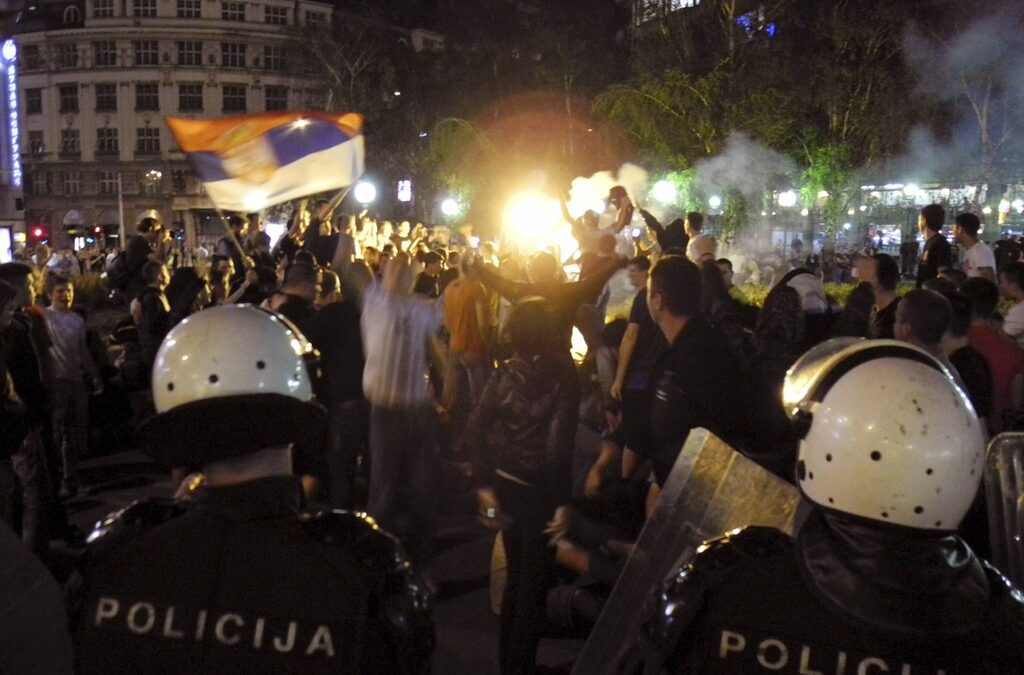 Протестните акции в Белград през нощта