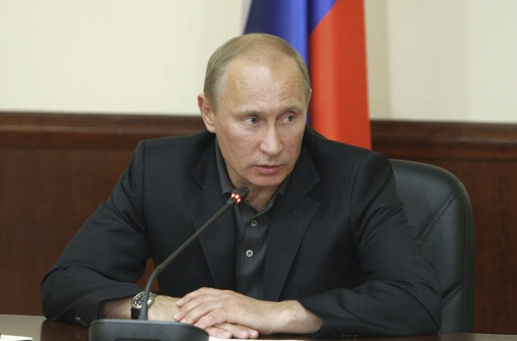 Путин е в недоумение от бъркотията в журито за наградата "Квадрига" Путин е в недоумение от бъркотията в журито за наградата "Квадрига"
