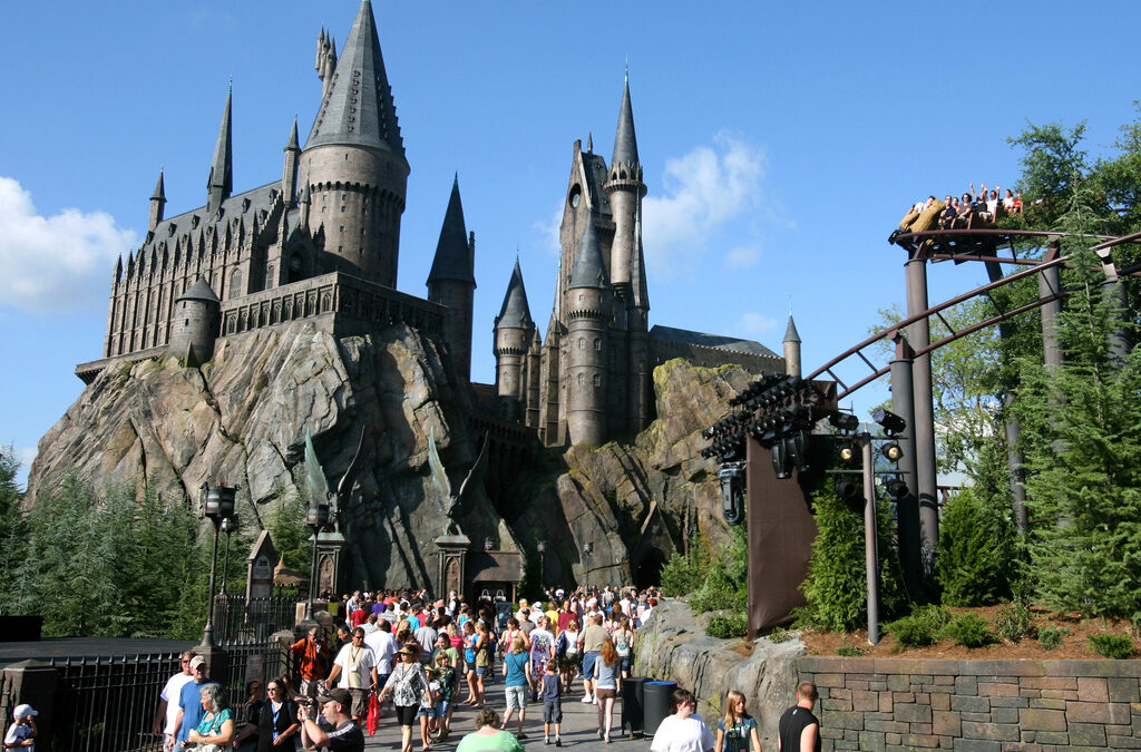 Замъкът Хогуортс от сагата "Хари Потър" в Universal Studios Hollywood в Орландо, Флорида<br /><br /> Замъкът Хогуортс от сагата "Хари Потър" в Universal Studios Hollywood в Орландо, Флорида<br /><br />