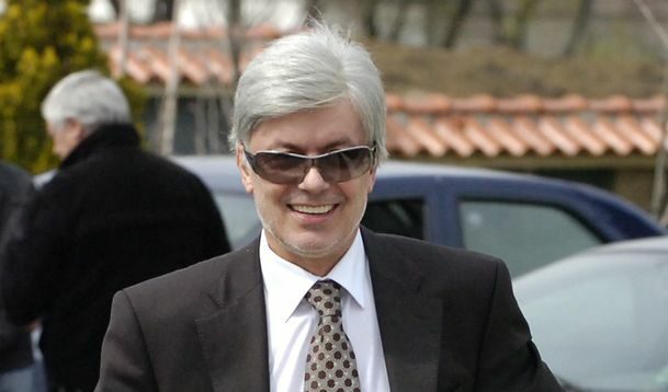 Валентин Михов