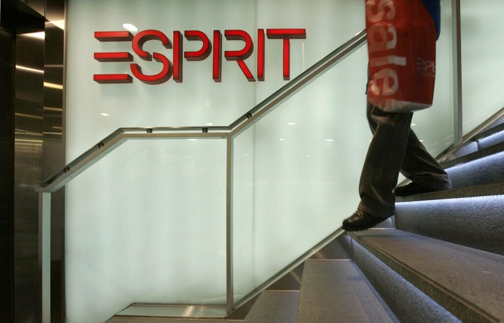 Акциите на Esprit паднаха след медийно разследване