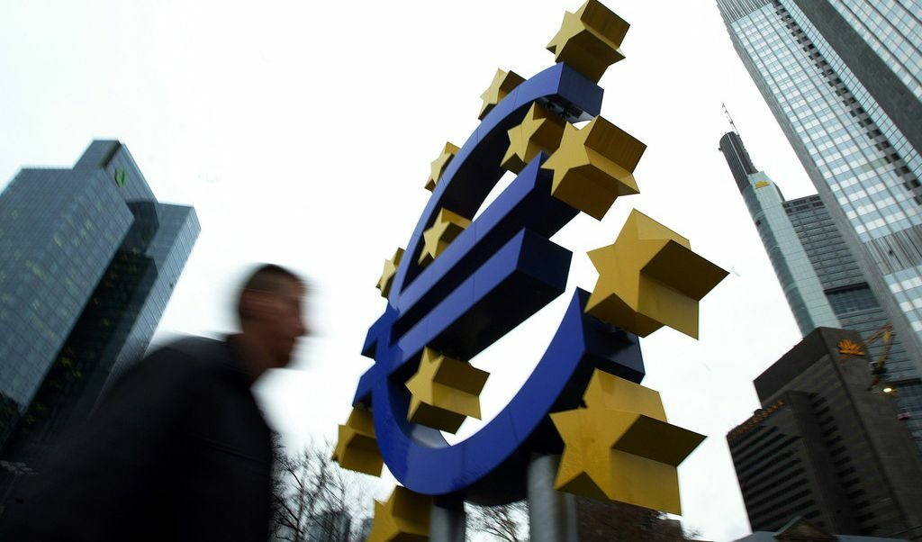 Словакия одобри разширяването на европейския спасителен фонд