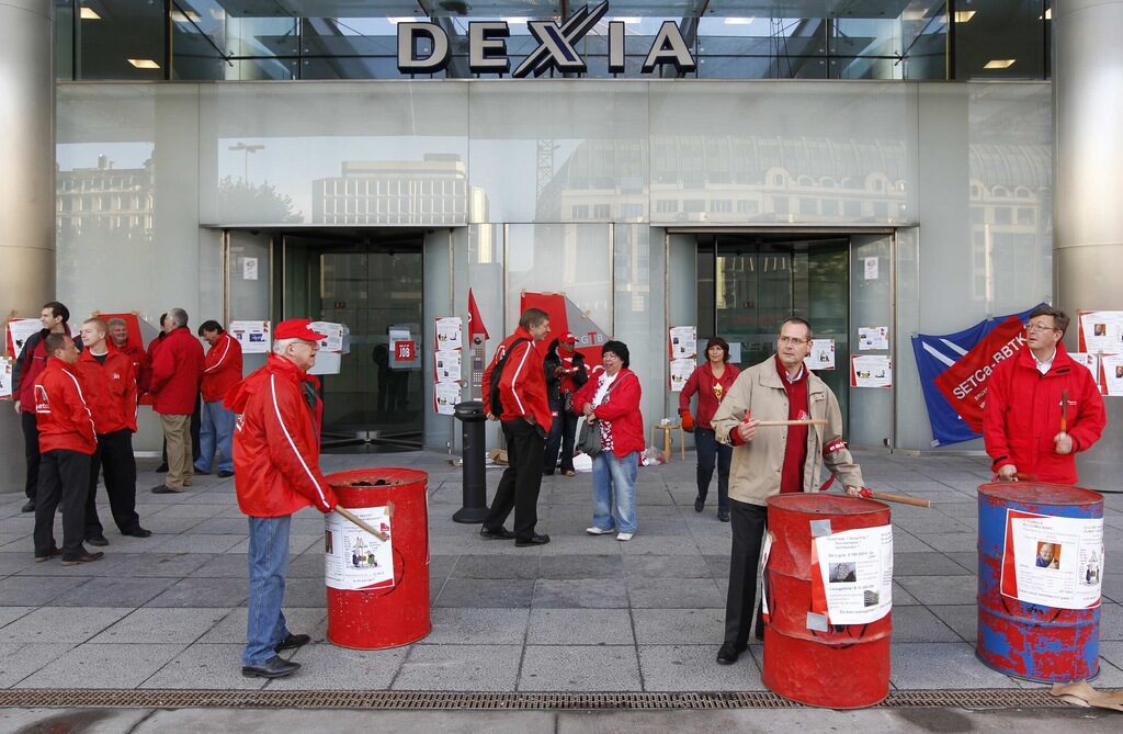1.5 млрд. заеми от Dexia са използвани за придобиването на акции в нея