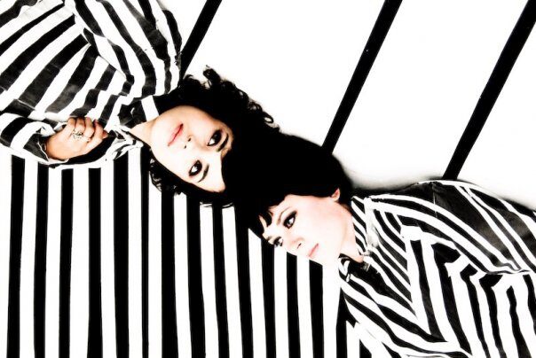 Вокалистките на Ladytron Мира Аройо и Хелън Марни