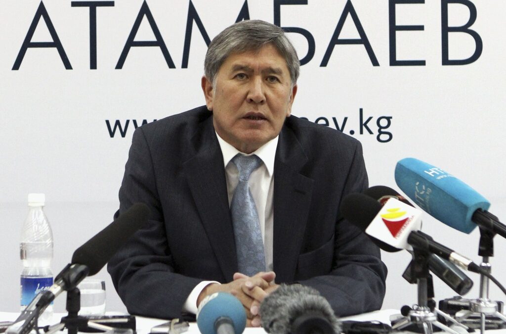 Новият президент на Киргизстан Алмазбек Атамбаев