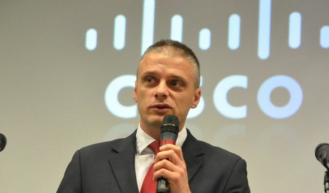 "Основната тенденция през следващите няколко години в сферата на телекомуникационните и мрежови технологии ще бъде многократното увеличаване на трафика в интернет", заяви Борислав Димитров, изпълнителен директор на Cisco за България.