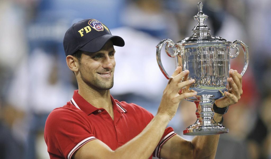 Джокович с трофея от US Open, който спечели след победа над Рафаел Надал