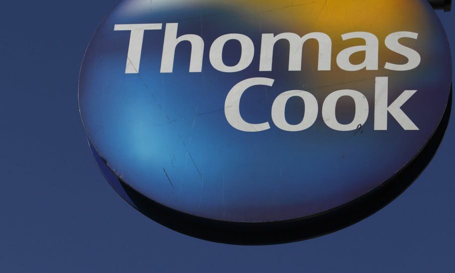 Thomas Cook затваря 200 офиса във Великобритания