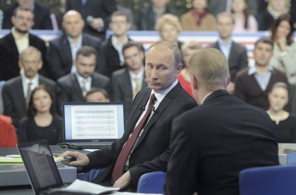 Владимир Путин отговаря на руския народ Владимир Путин отговаря на руския народ