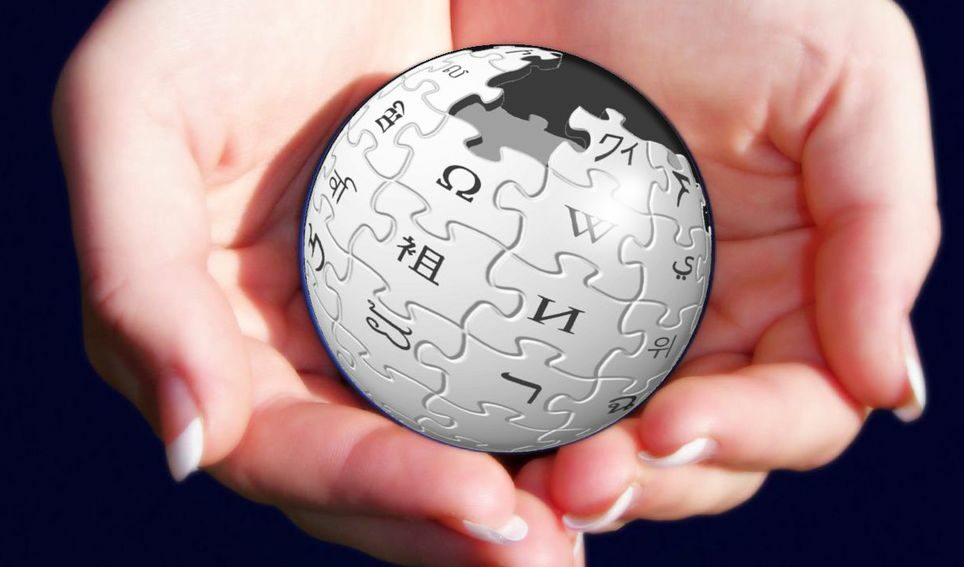 Свободната онлайн енциклопедия Wikipedia стана на 11 години