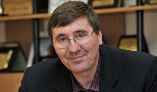 Средствата от договора ще помогнат на националите да се подготвят при  по-добри условия, каза президентът на федерацията Георги Глушков