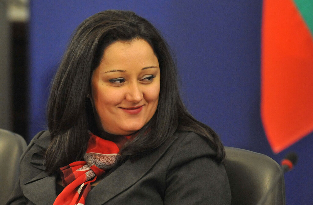 Лиляна Павлова Лиляна Павлова