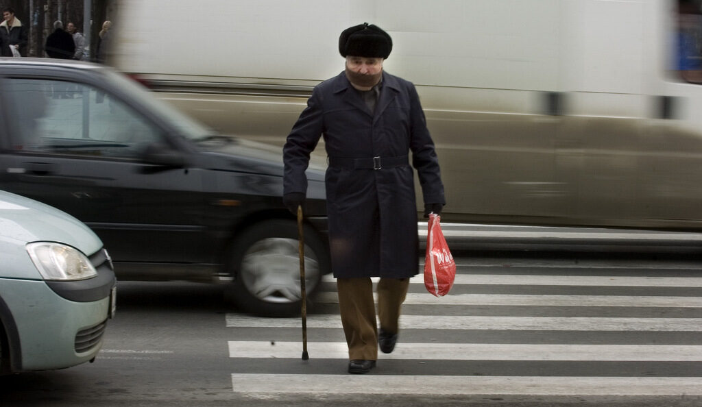 116 пешеходци са глобени за неправилно пресичане в Бургас за седмица