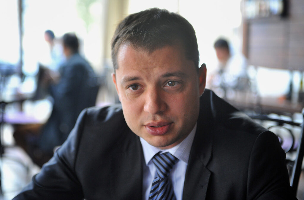 Делян Добрев