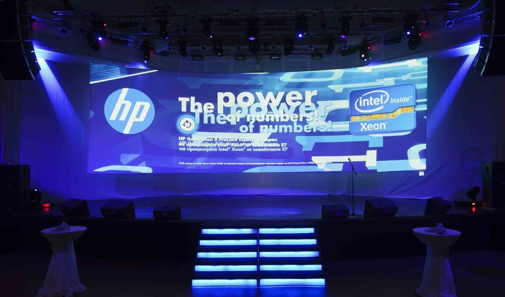 HP представи новите си сървъри ProLiant 8