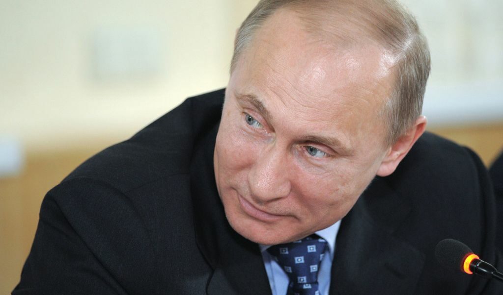 Новият стар президент Владимир Путин ще встъпи в длъжност на 7 май Новият стар президент Владимир Путин ще встъпи в длъжност на 7 май
