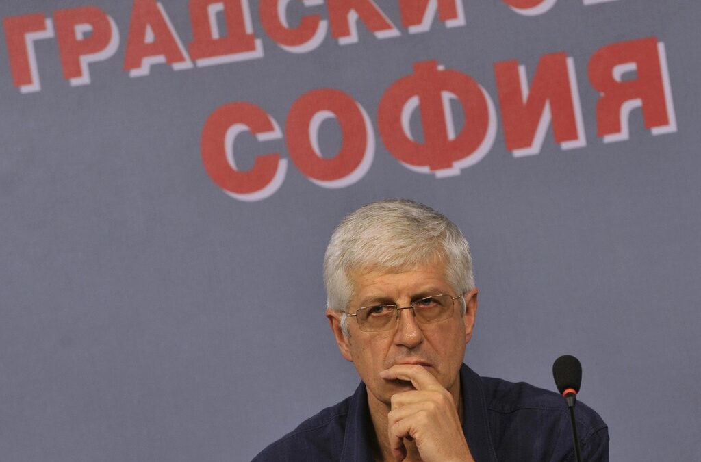 Овчаров се оттегля като лидер на БСП в София, очаква се да го смени Анна Янева