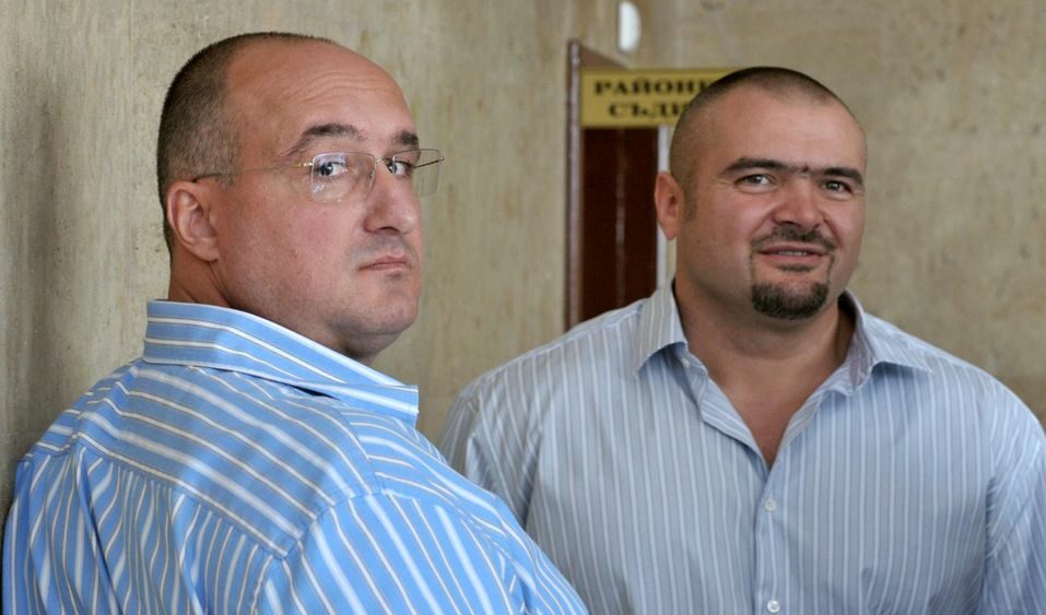 Поводът е случаят "Братя Галеви", при който след осъдителни присъди Пламен Галев и Ангел Христов не бяха открити от съдебната охрана на адреса им в Ресилово