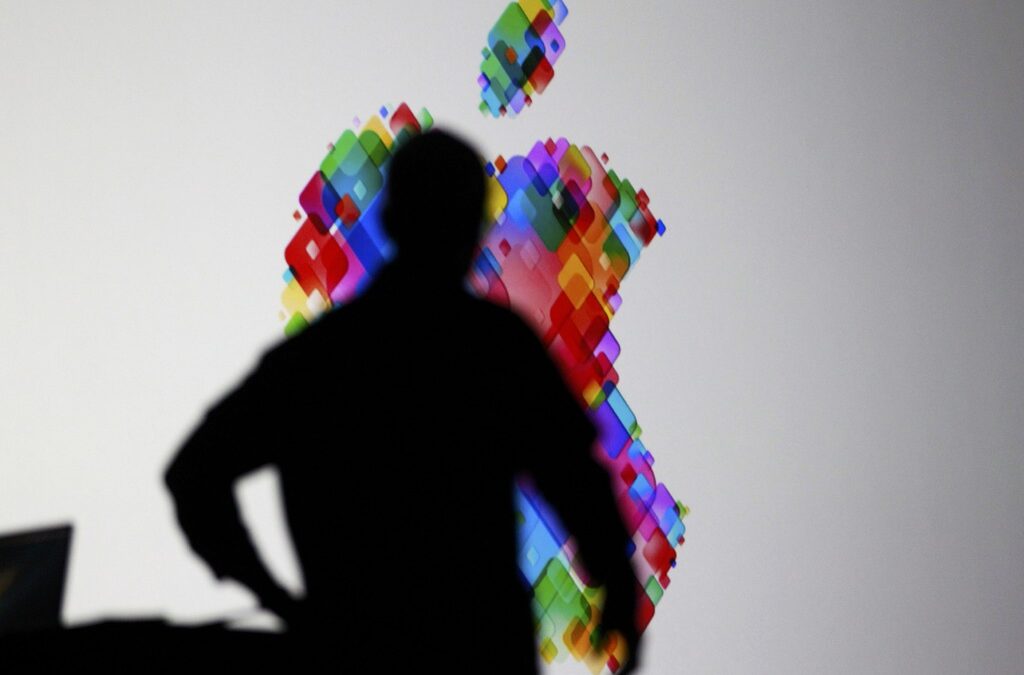 Apple обяви новата гама лаптопи Macbook Apple обяви новата гама лаптопи Macbook