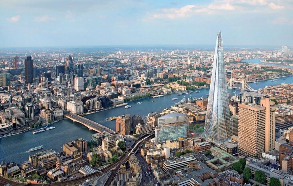 Shard - "олигархитектура" или нормална еволюция