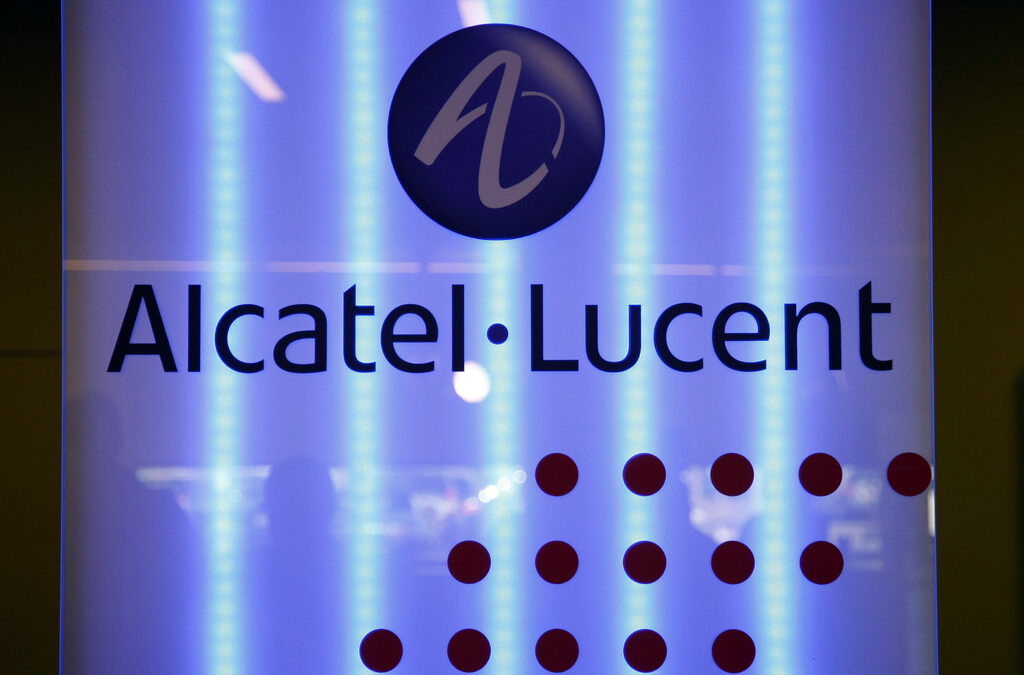 Alcatel съкращава 6% от персонала Alcatel съкращава 6% от персонала