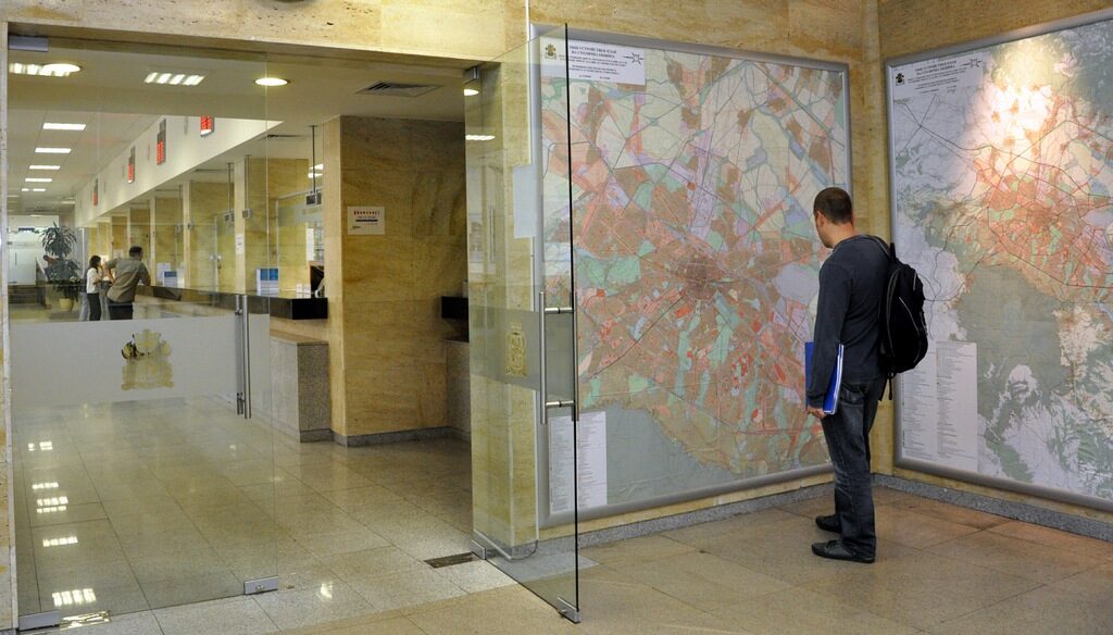 Правителството предвижда да премахне и опрости 750 пречки пред бизнеса
