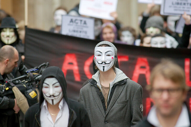 Протестите срещу ACTA спечелиха много привърженици на хактивистите от Anonymous.