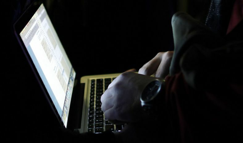 Ураганът "Санди" спря популярни интернет страници и навреди на онлайн бизнеса