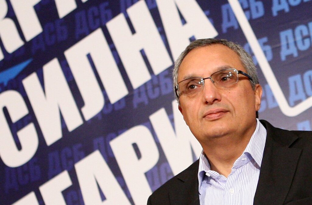 Иван Костов и Екатерина Михайлова са водачите на листите на ДСБ за столицата