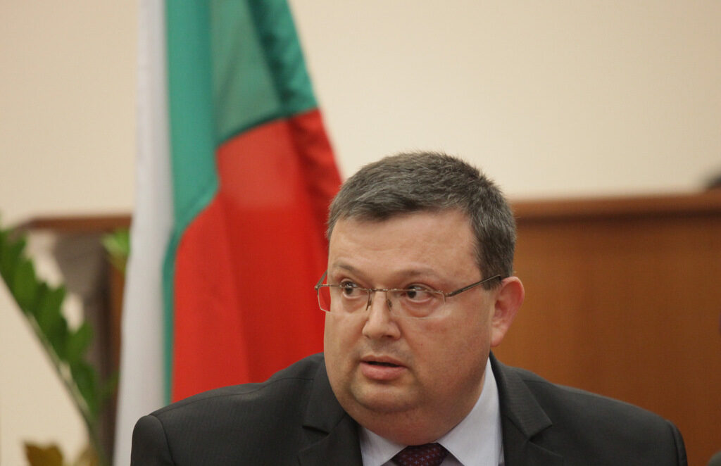 Новият главен прокурор Сотир Цацаров