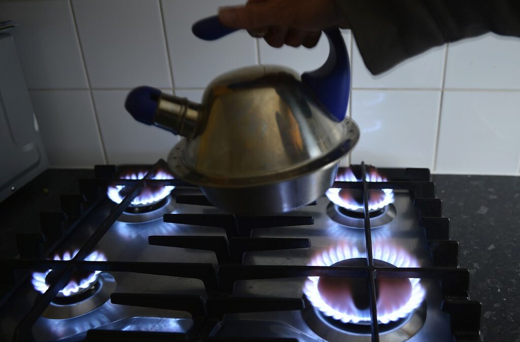 "Газпром" може да купи само транспорта, но не и снабдяването на крайни потребители. "Газпром" може да купи само транспорта, но не и снабдяването на крайни потребители.