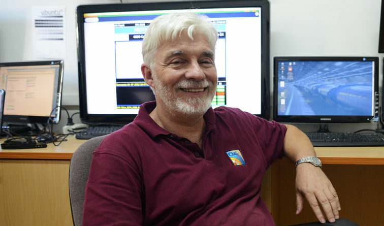 Леандър Литов, физик в CERN: Адронната терапия е по-скъпа, но по-ефективна от всичко до сега