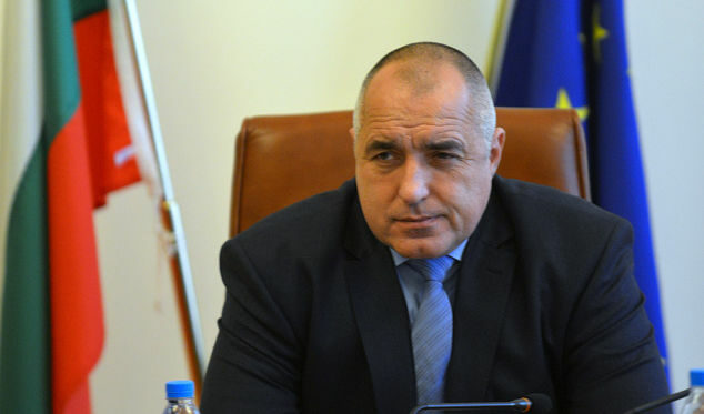 Борисов бави ремонта на кабинета с надежда протестите да отслабнат Борисов бави ремонта на кабинета с надежда протестите да отслабнат