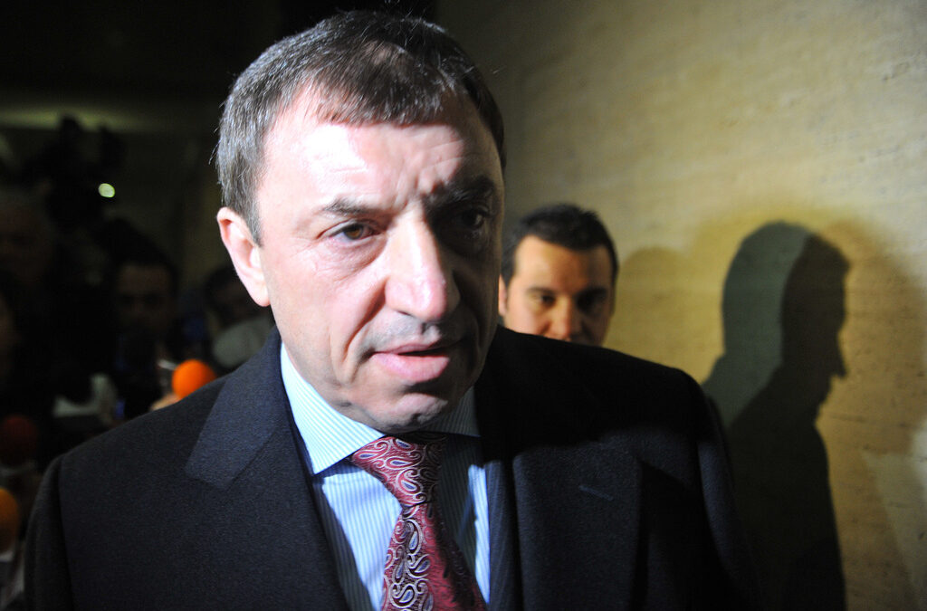 Алексей Петров