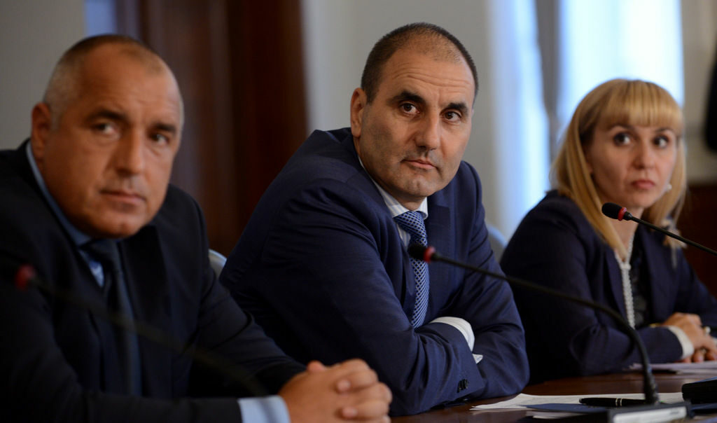 Бойко Борисов, Цветан Цветанов и Диана Ковачева на извънредна пресконференция в Министерски съвет за доклада на ЕС - юли 2012г.