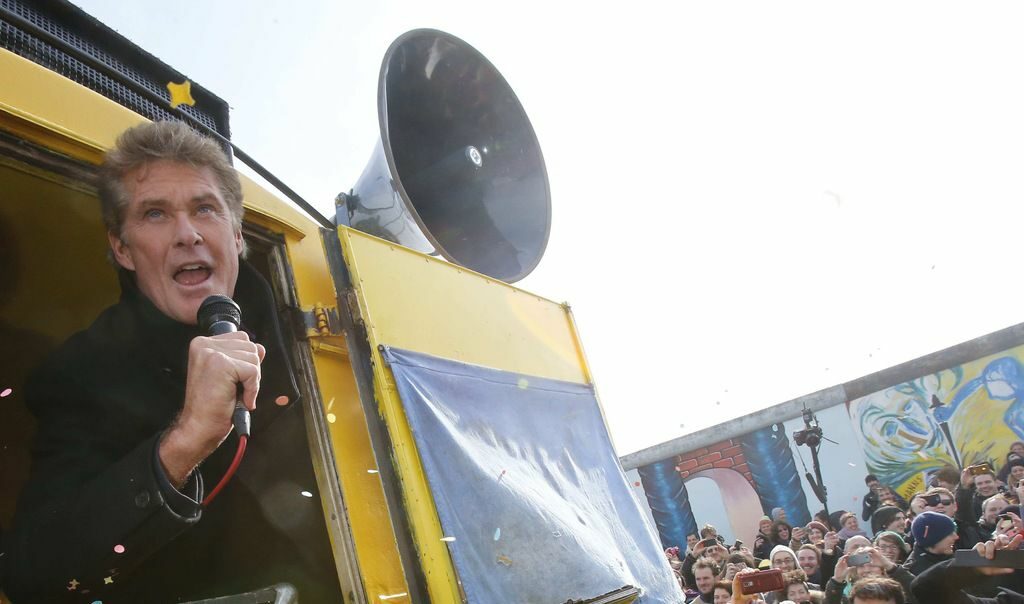 Дейвид Хаселхоф на протеста срещу разрушаването на Берлинската стена