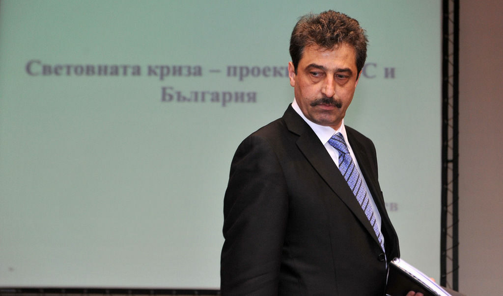 Лекция на Цветан Василев в УНСС