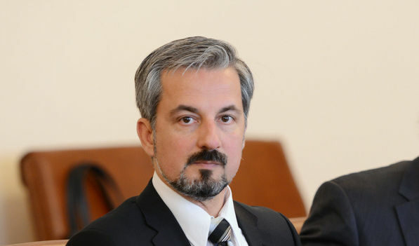 Роман Василев Роман Василев