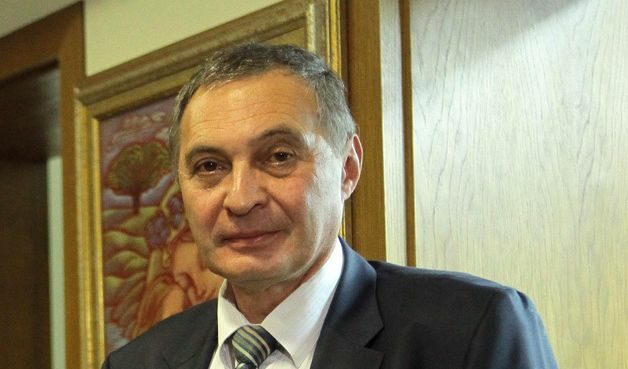Евгени Диков