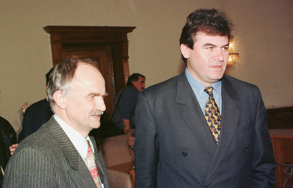 Никола Филчев (вляво) и Богомил Бонев. Снимката е от март 2001 г.