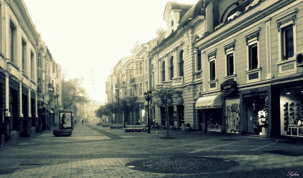 Добро утро, Пловдив! Рано-рано сутрин центърът на Пловдив изглежда така.