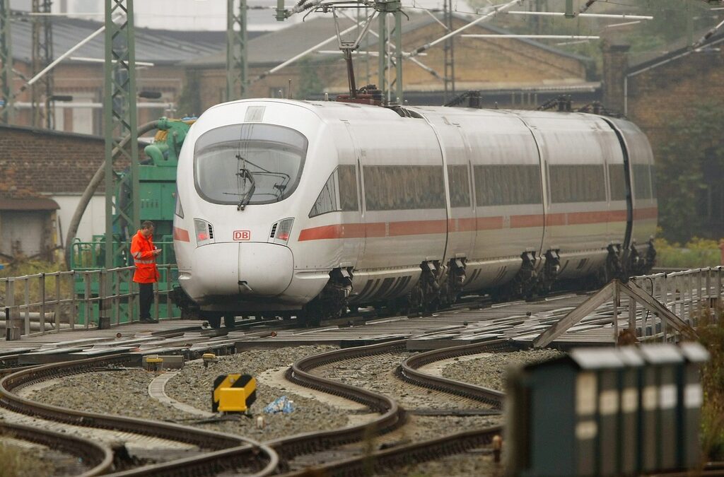 Еврокомисията търси изпълнителен директор на съвместното предприятие Shift2Rail
