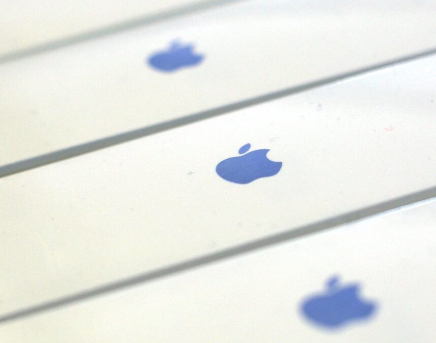 Ужасяващи условия на труд във фабриките на един от производителите на Apple устройства (видео)