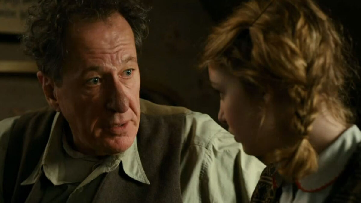 Джефри Ръш в кадър от The Book Thief<br />